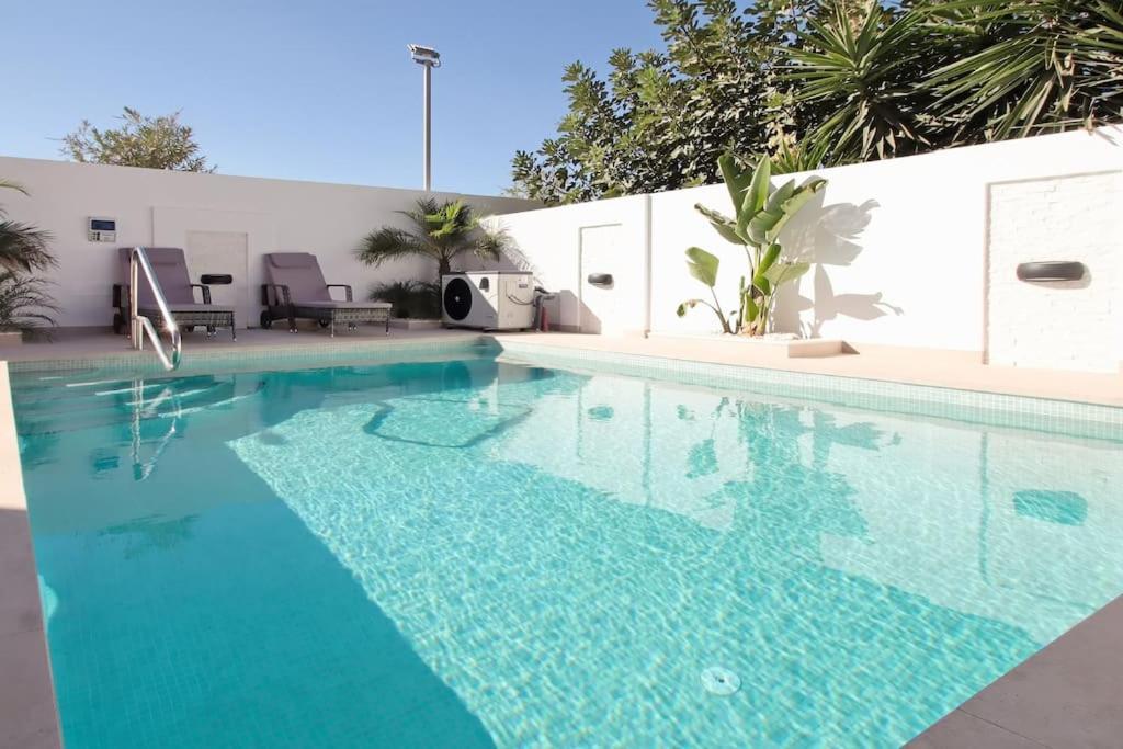Casa Olivia With Pool Heating Fee Villa Торевиеха Екстериор снимка