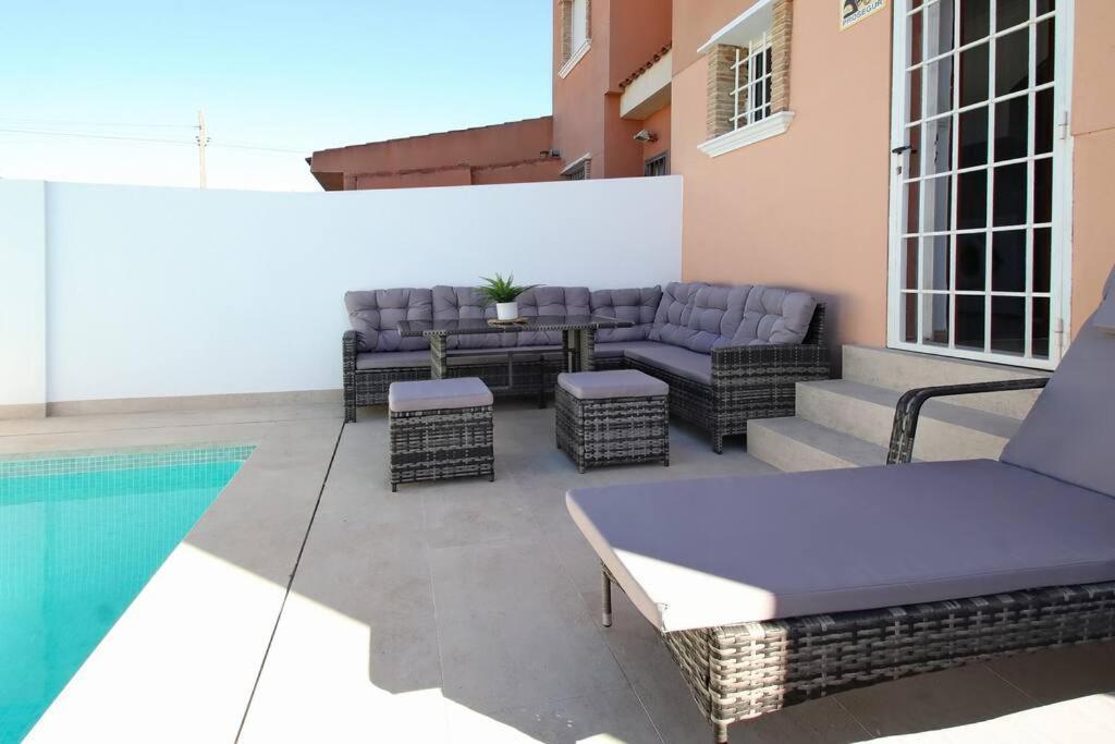 Casa Olivia With Pool Heating Fee Villa Торевиеха Екстериор снимка