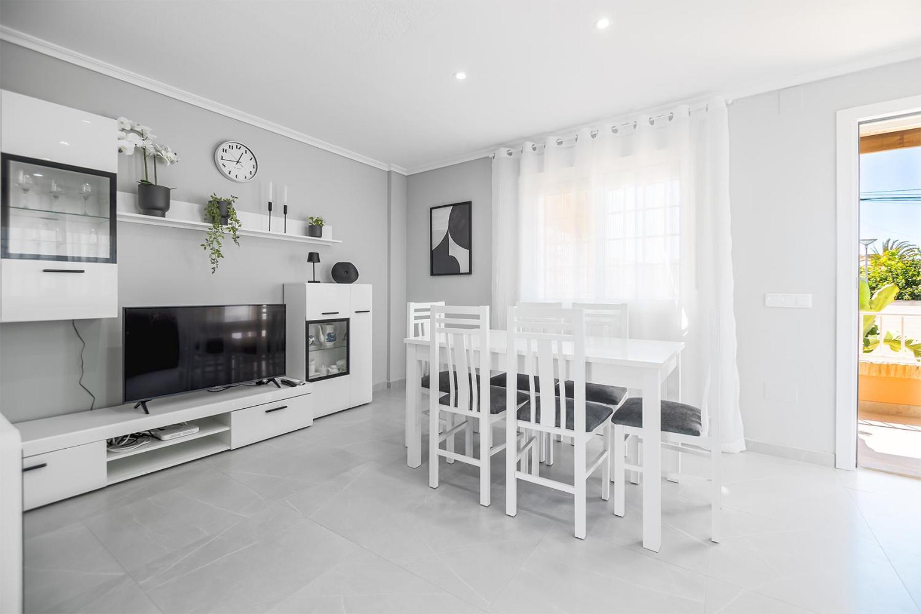 Casa Olivia With Pool Heating Fee Villa Торевиеха Екстериор снимка